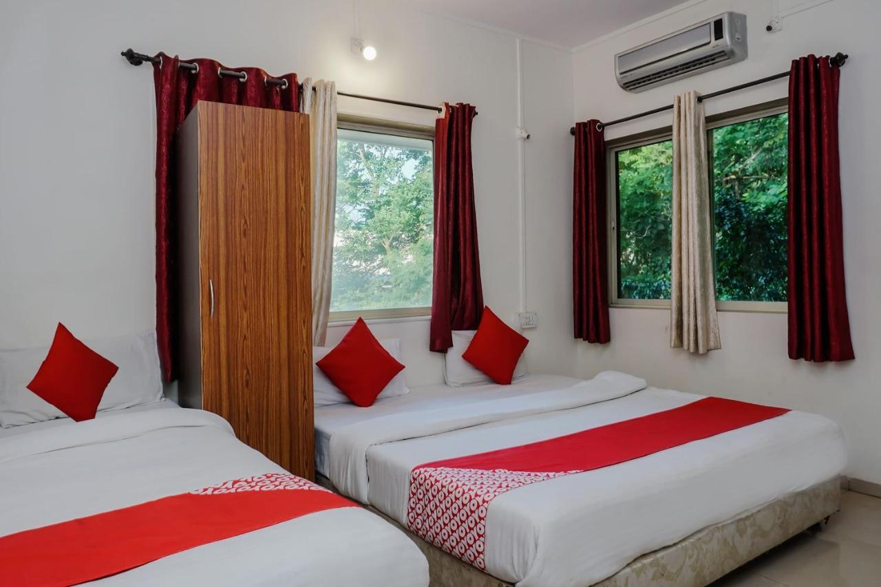 Dreams Holiday Resort Lonavala Buitenkant foto
