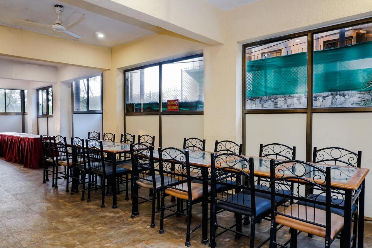 Dreams Holiday Resort Lonavala Buitenkant foto